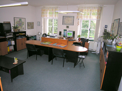 Kancelář v roce 2009